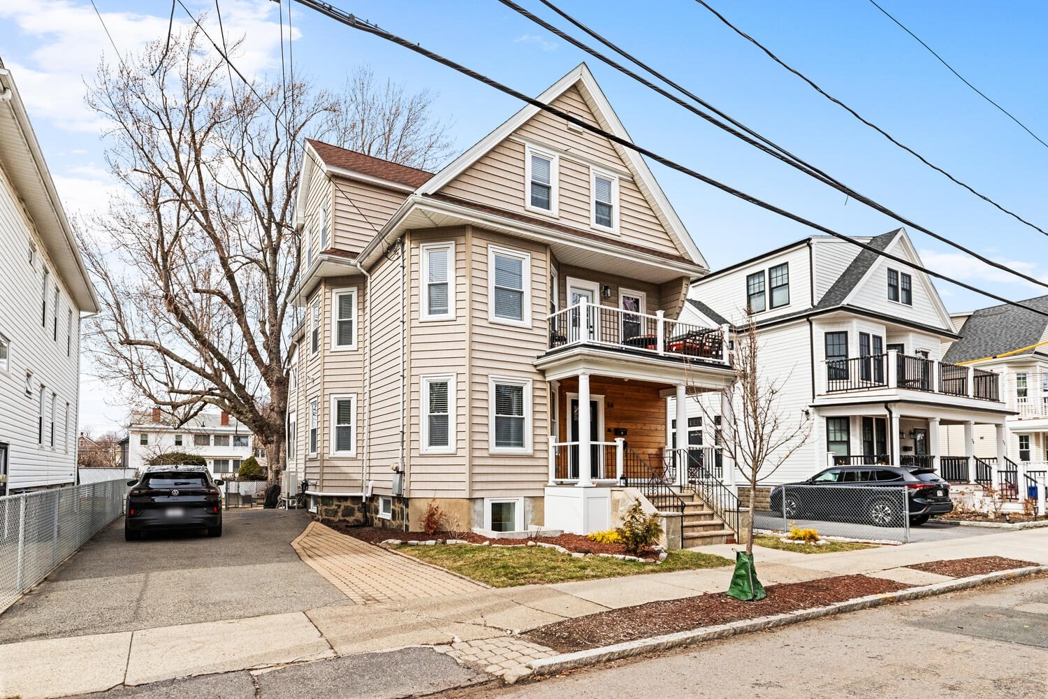 68 Cleveland St Unit 1, Arlington, MA 02474