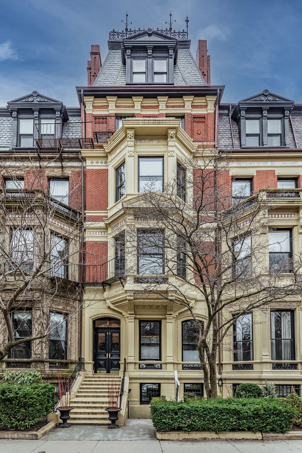 64 Commonwealth Unit B1, Back Bay, Boston, MA 02116