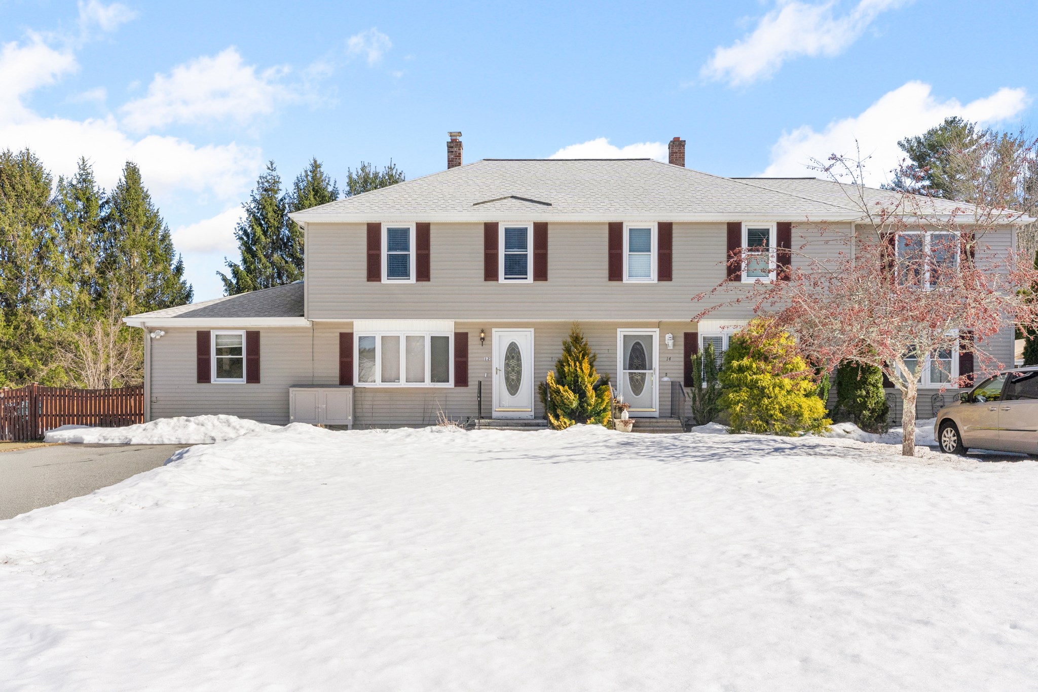 12 Meadow Road Unit 12, Uxbridge, MA 01569