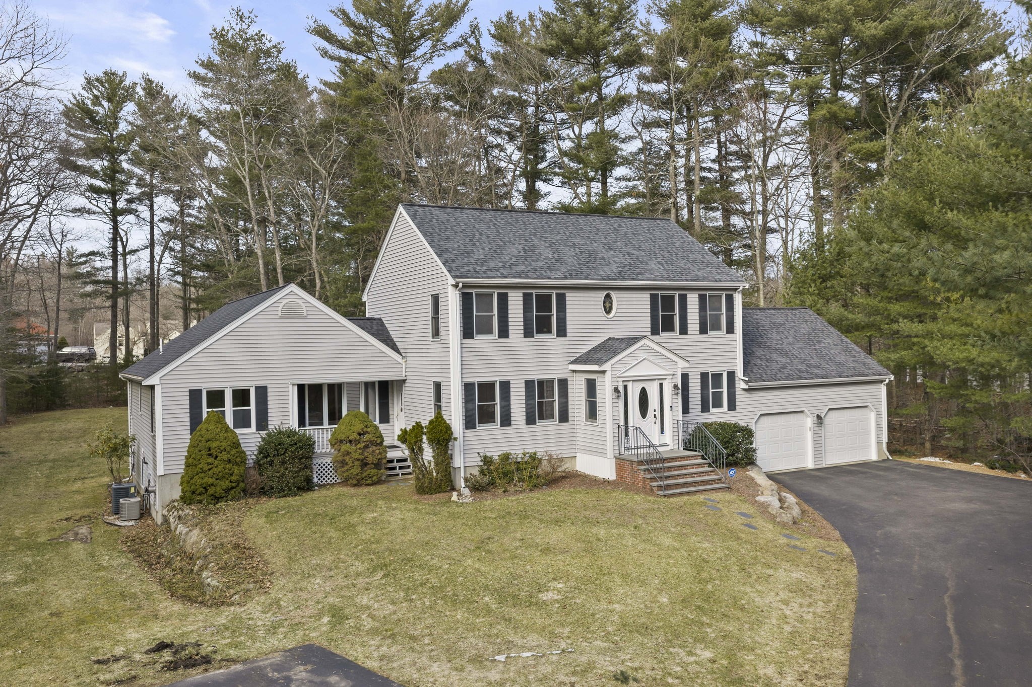 67 Henderson Ln, Hanover, MA 02339