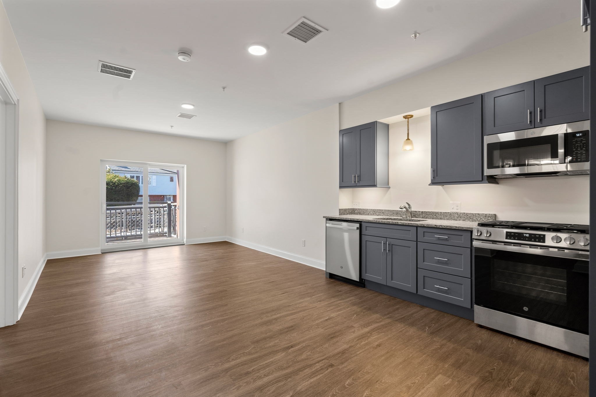 10 Franklin Ave Unit 204, Revere, MA 02151