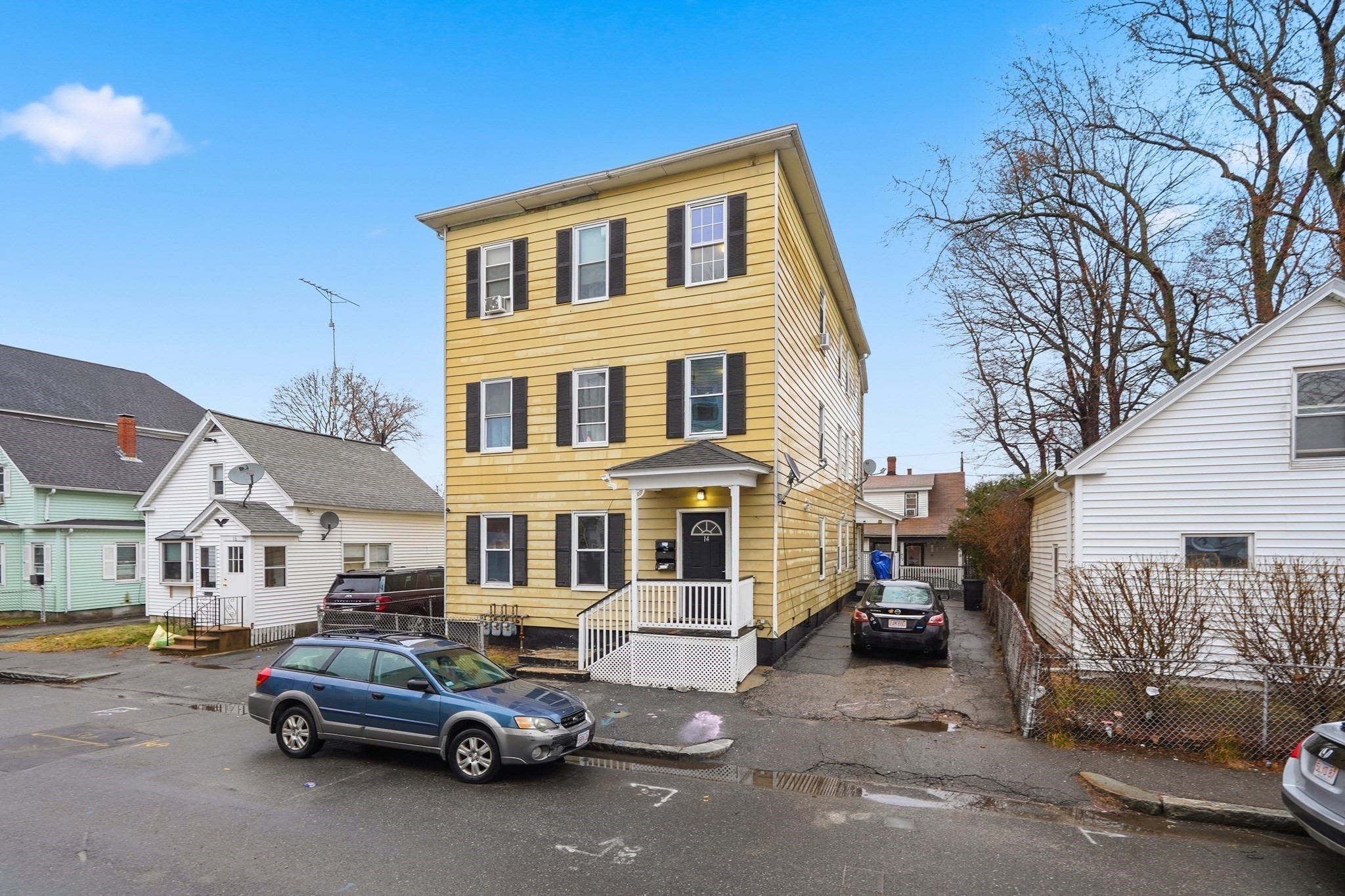 14 Hacker Street, Worcester, MA 01603