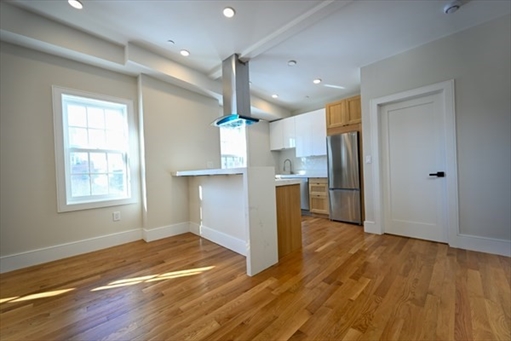 18 Winchester St, Apt 9