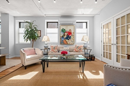 34 Plympton Street, Apt 1