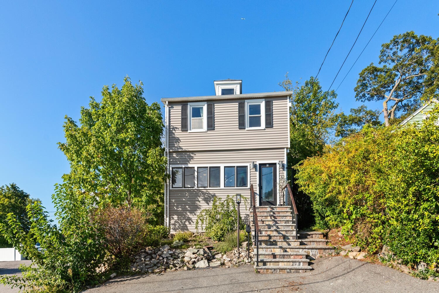 28 Gordon Rd, Medford, MA 02155