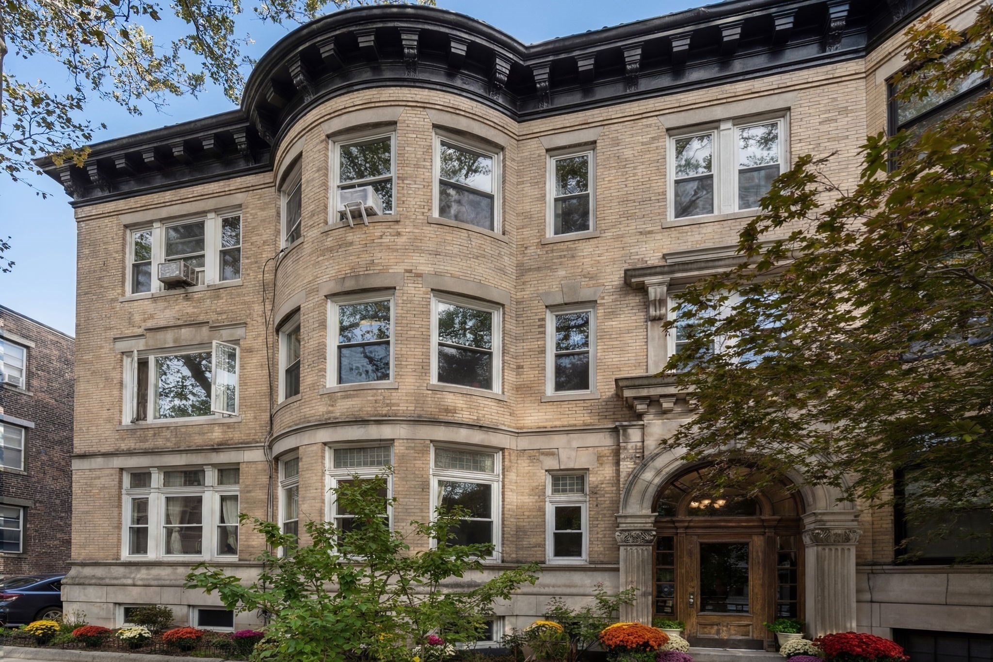 7 Parkman St Unit 1, Brookline, MA 02446