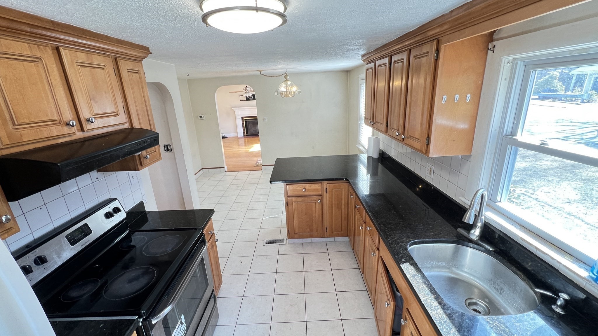 2 Carpenter Rd, Lynnfield, MA 01940 - Image 7