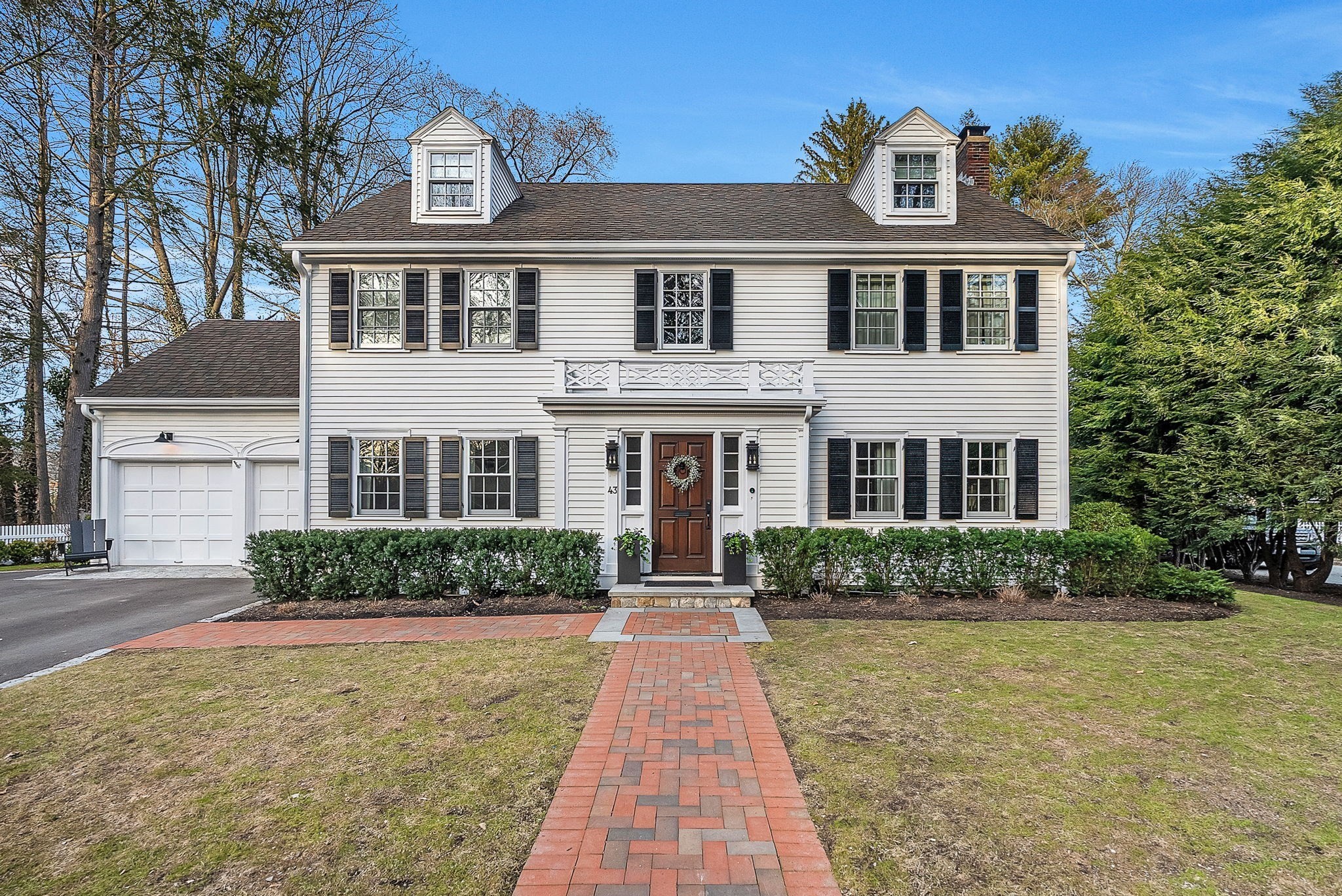 43 Amherst Road, Wellesley, MA 02482