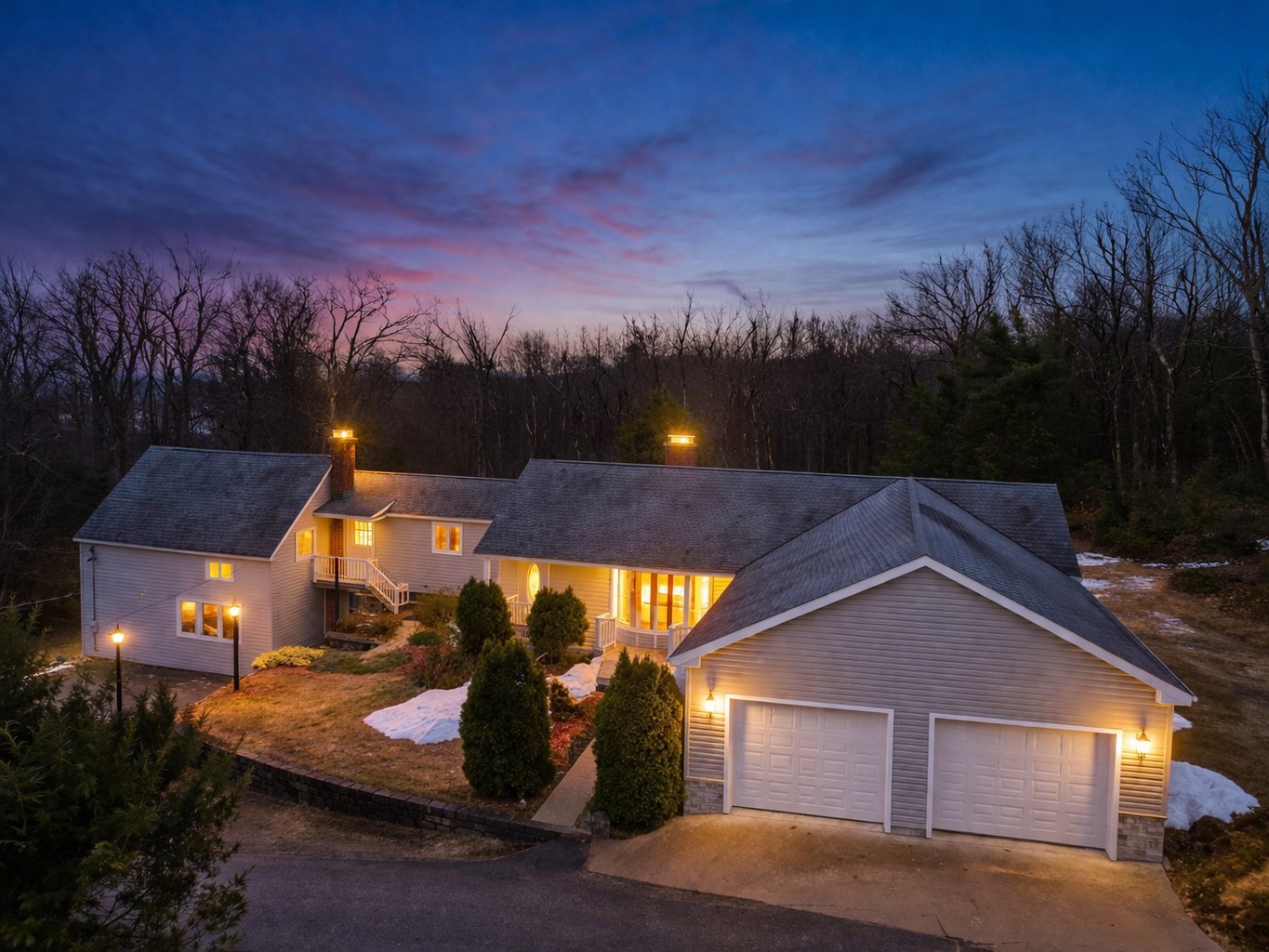 106 Paxton Rd, Holden, MA 01520