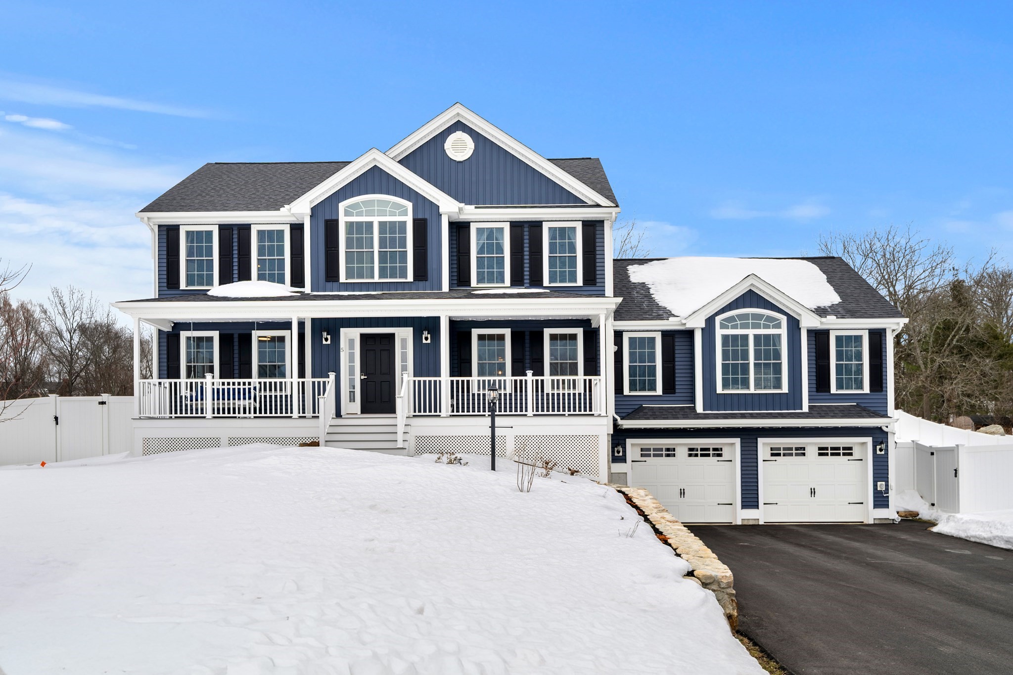 5 Esther Way, Dracut, MA 01826