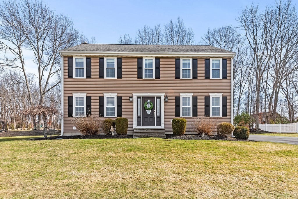 53 Elyse Rd, Mansfield, MA 02048