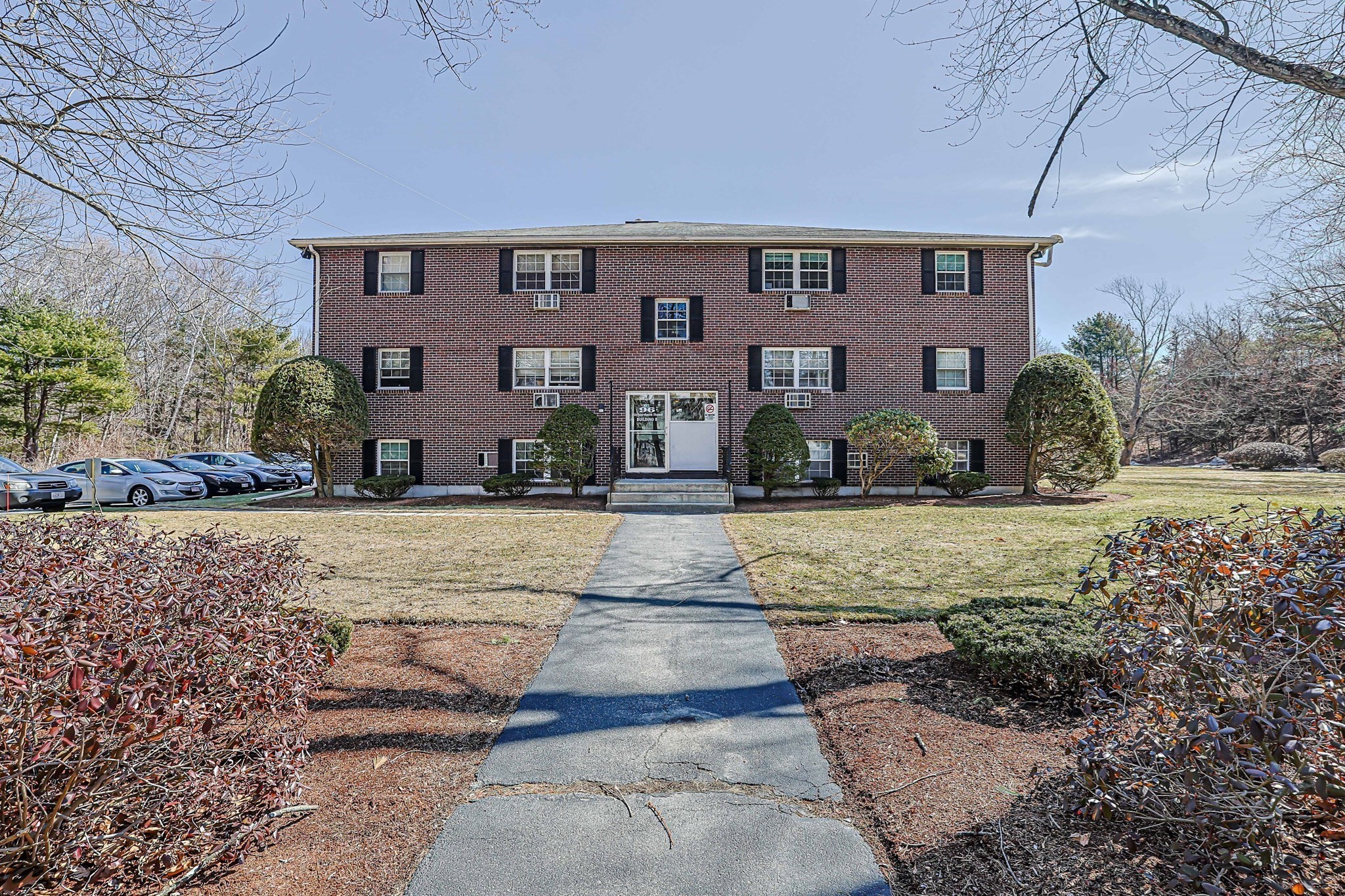 96 Richardson Rd Unit B28, Chelmsford, MA 01863