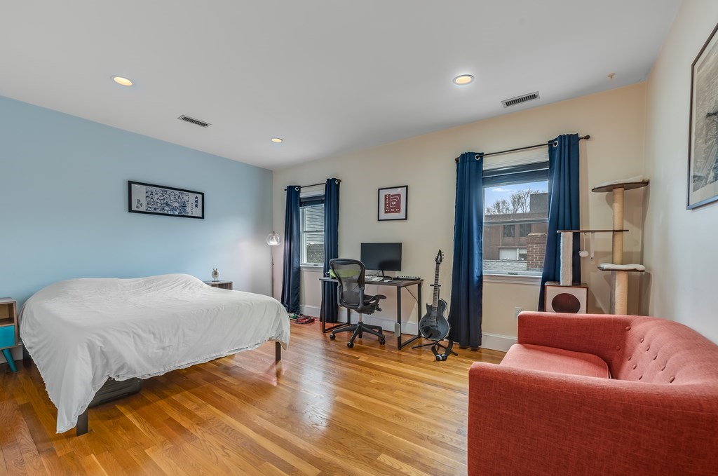 28 Surrey Street Unit 3, Cambridge, MA 02138 - Image 19