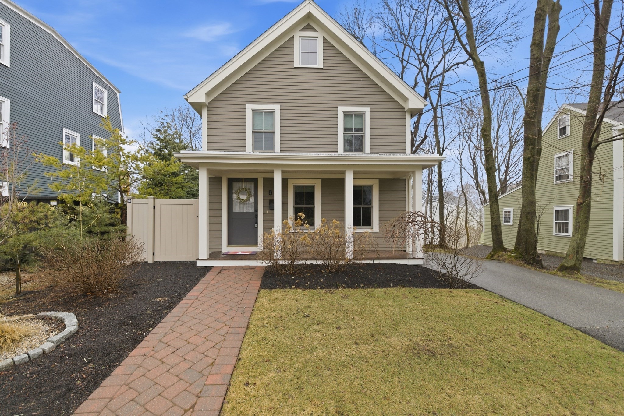 847 Massachusetts Ave, Lexington, MA 02420