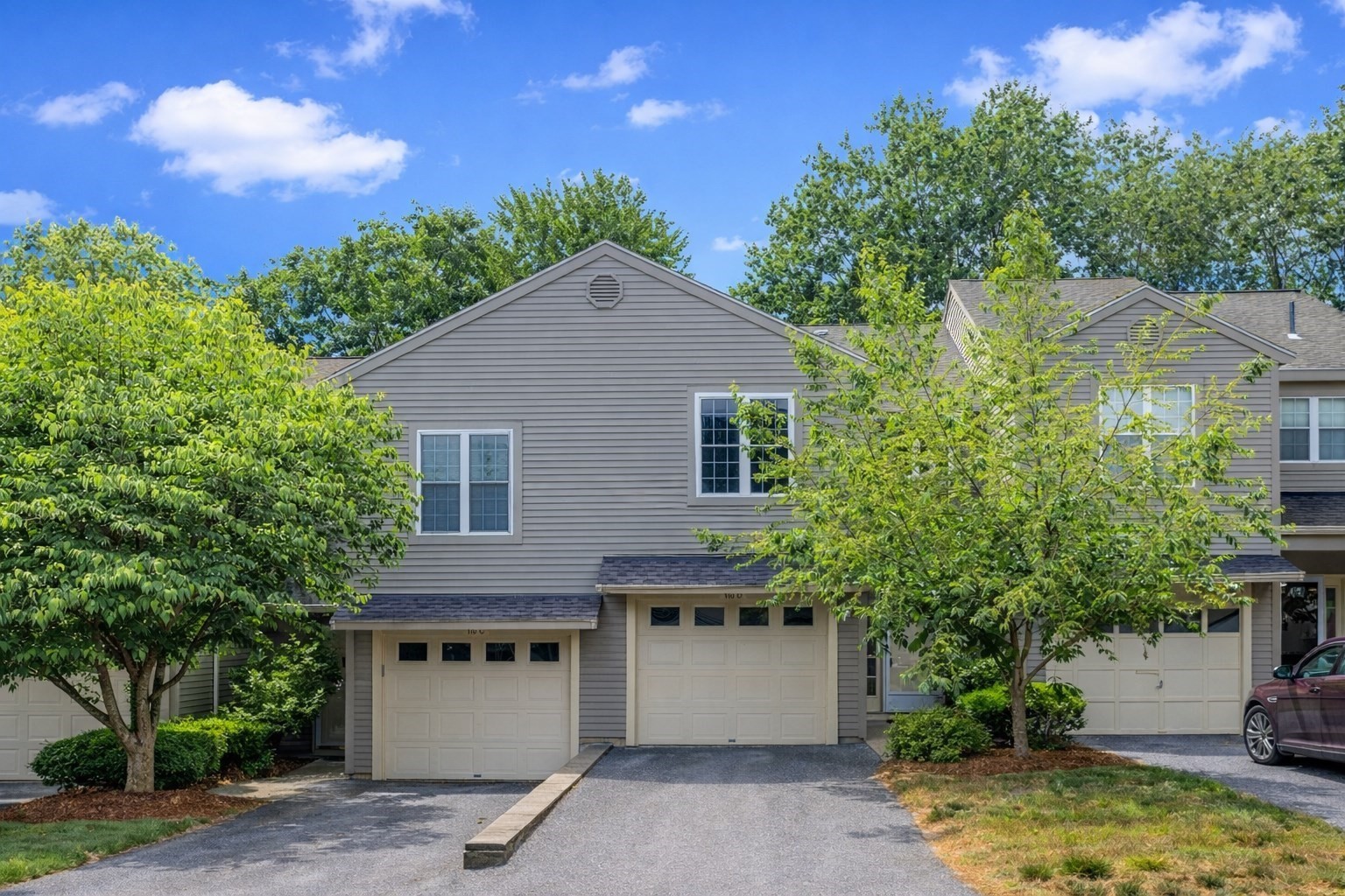 110 Ridgefield Cir Unit D, Clinton, MA 01510