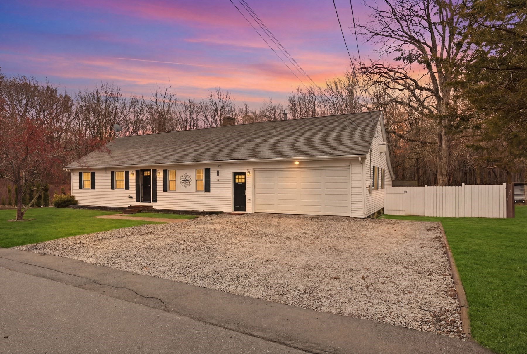 8 Sweet Apple Tree Ln, Salisbury, MA 01952