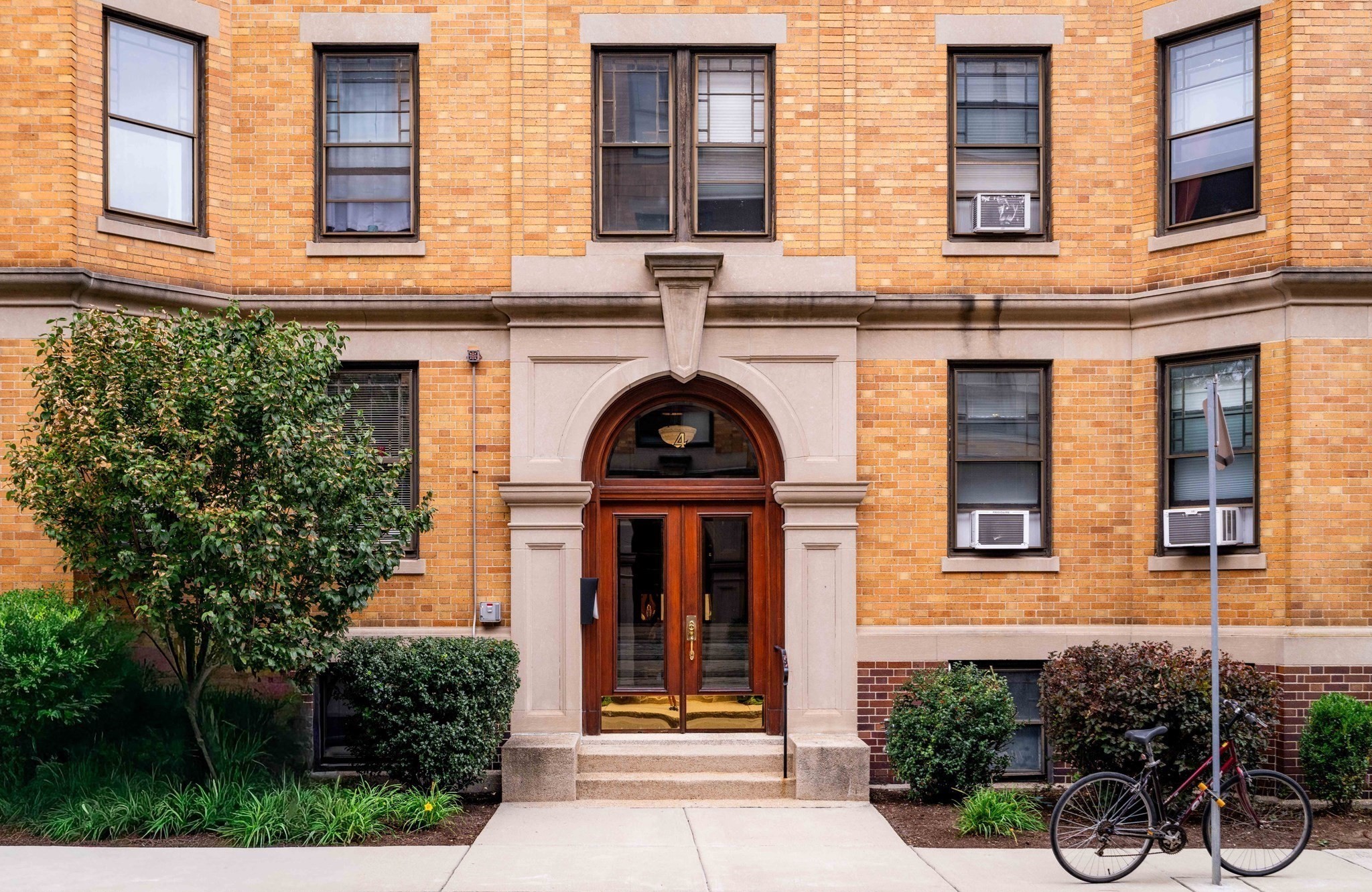 4 Newport Road Unit 7, Cambridge, MA 02140