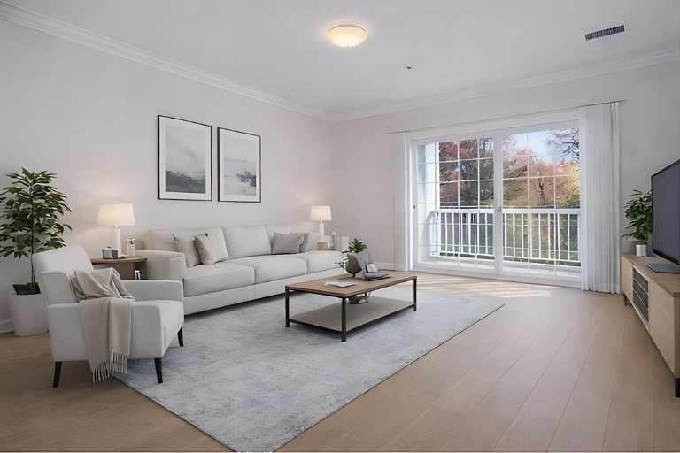 170 Clocktower Dr Unit 103, Waltham, MA 02452