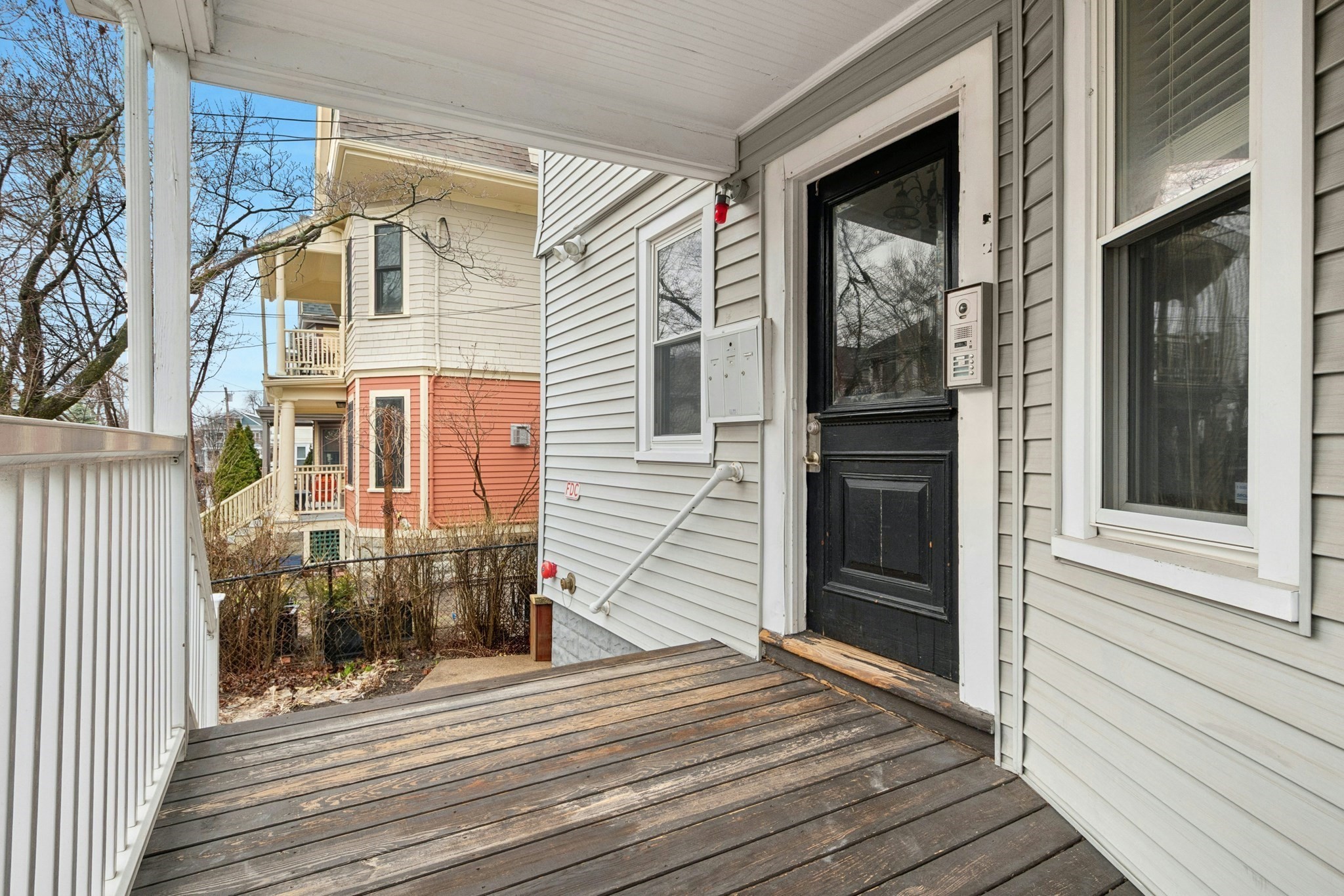 17 Copley St Unit 2, Cambridge, MA 02138
