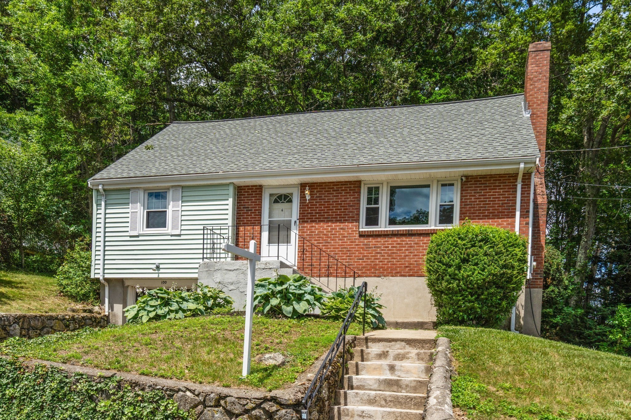 100 Shirley Road, Waltham, MA 02452