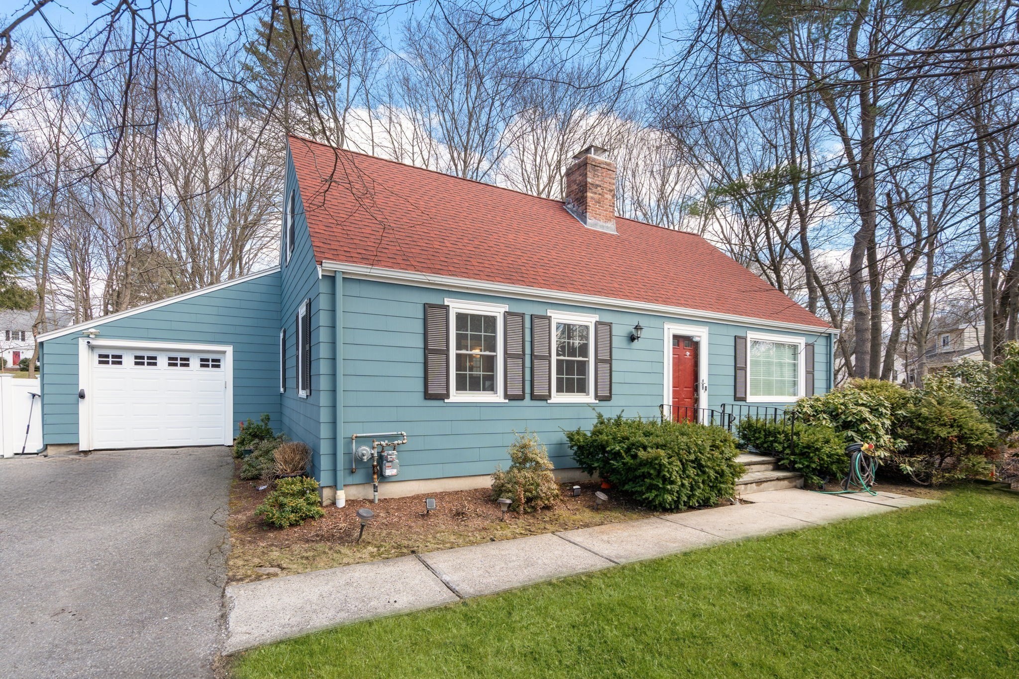 339 Weston Rd, Wellesley, MA 02482