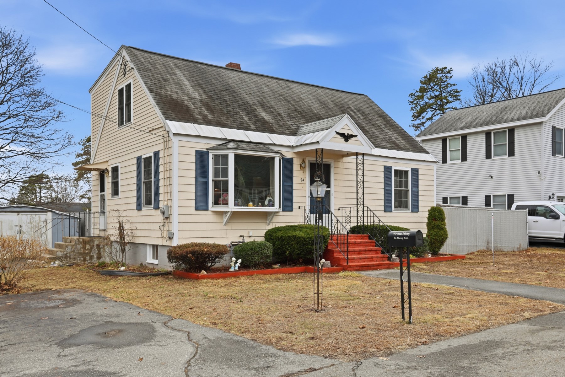 94 Nancy Ave, Dracut, MA 01826