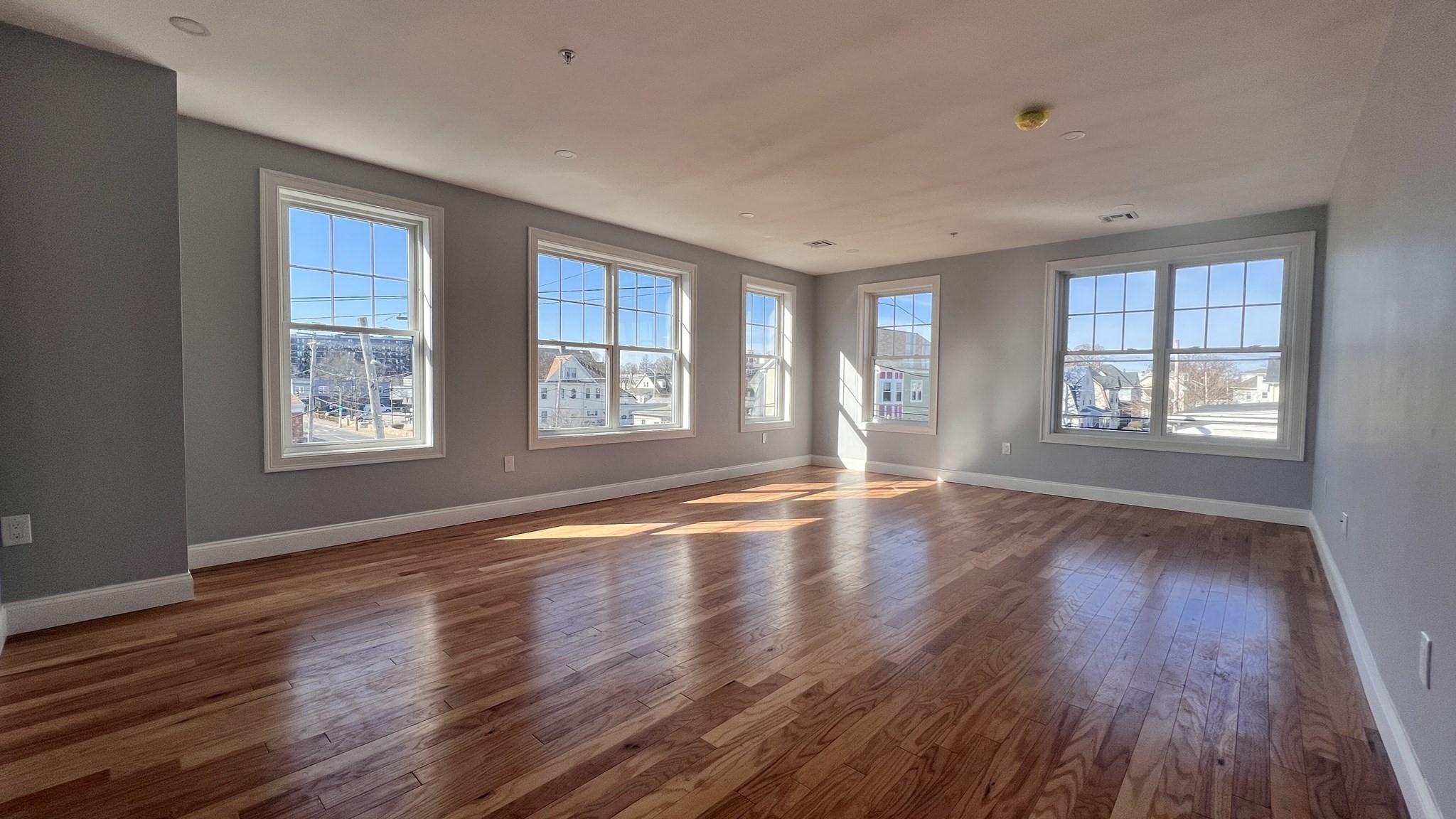 585 Washington St Unit 0301, Quincy, MA 02169 - Image 2