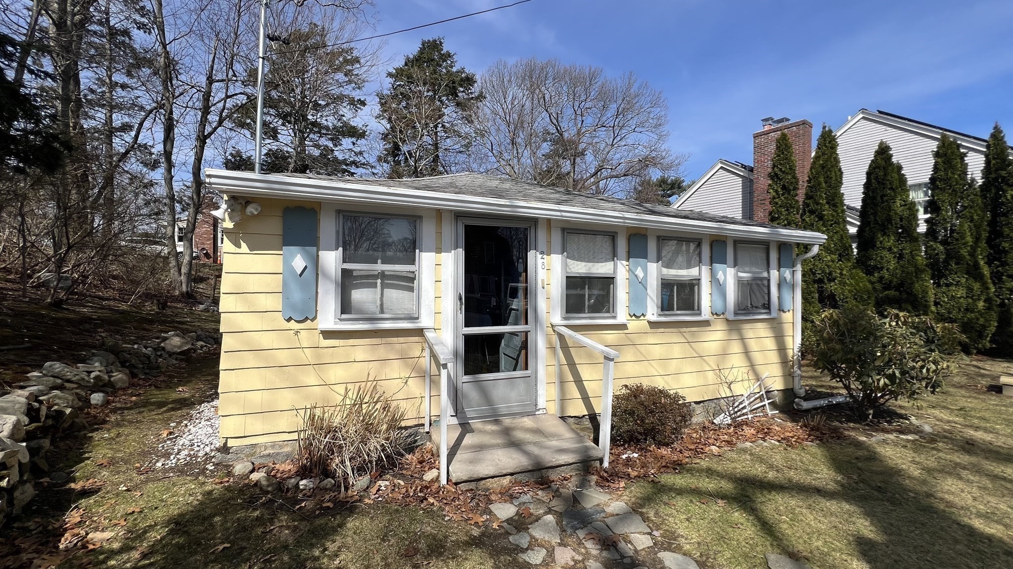 28 Stillman St, Weymouth, MA 02189
