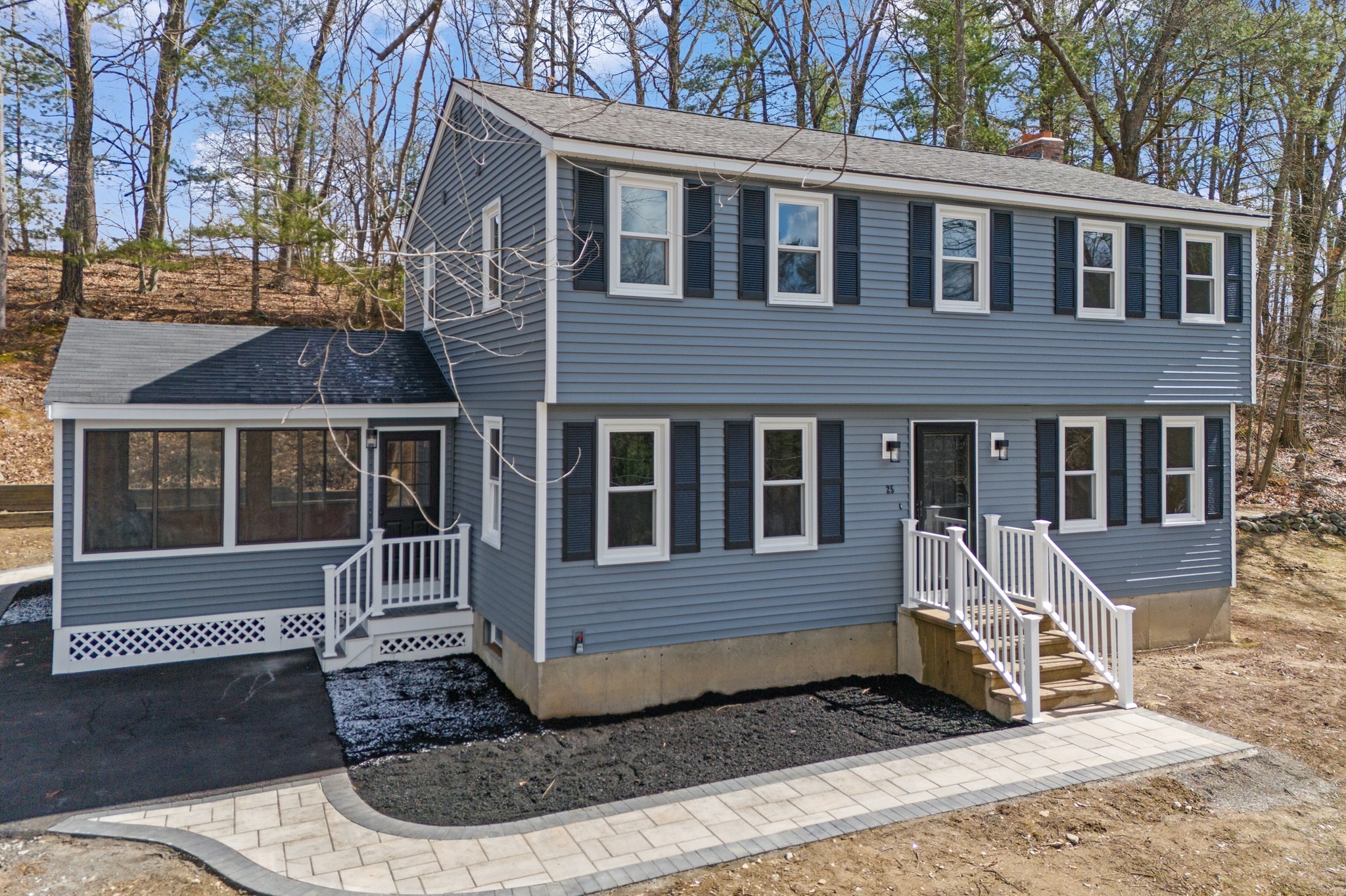 25 Rock Rd, Tyngsborough, MA 01879