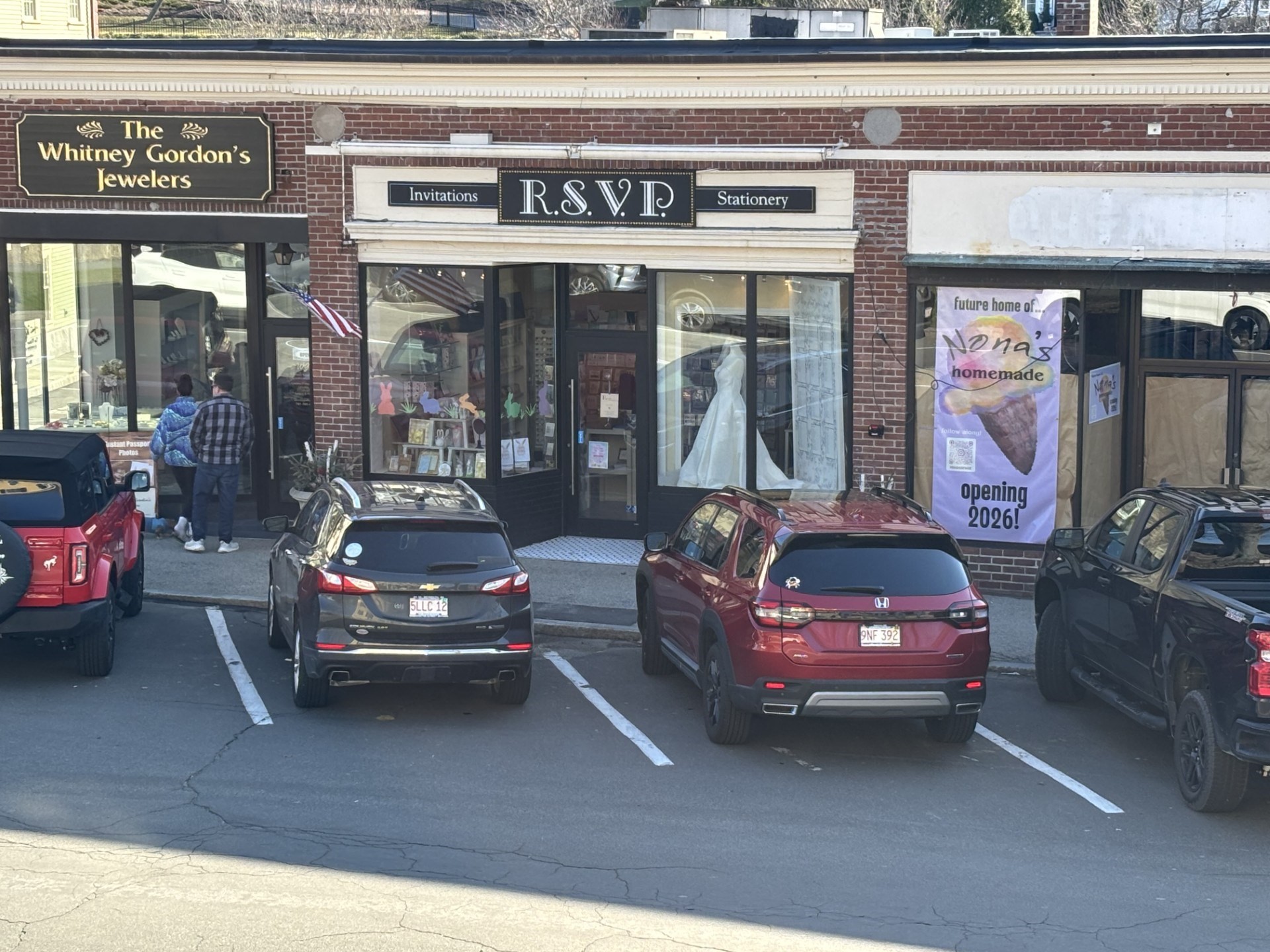 37 Main St, Hingham, MA 02043