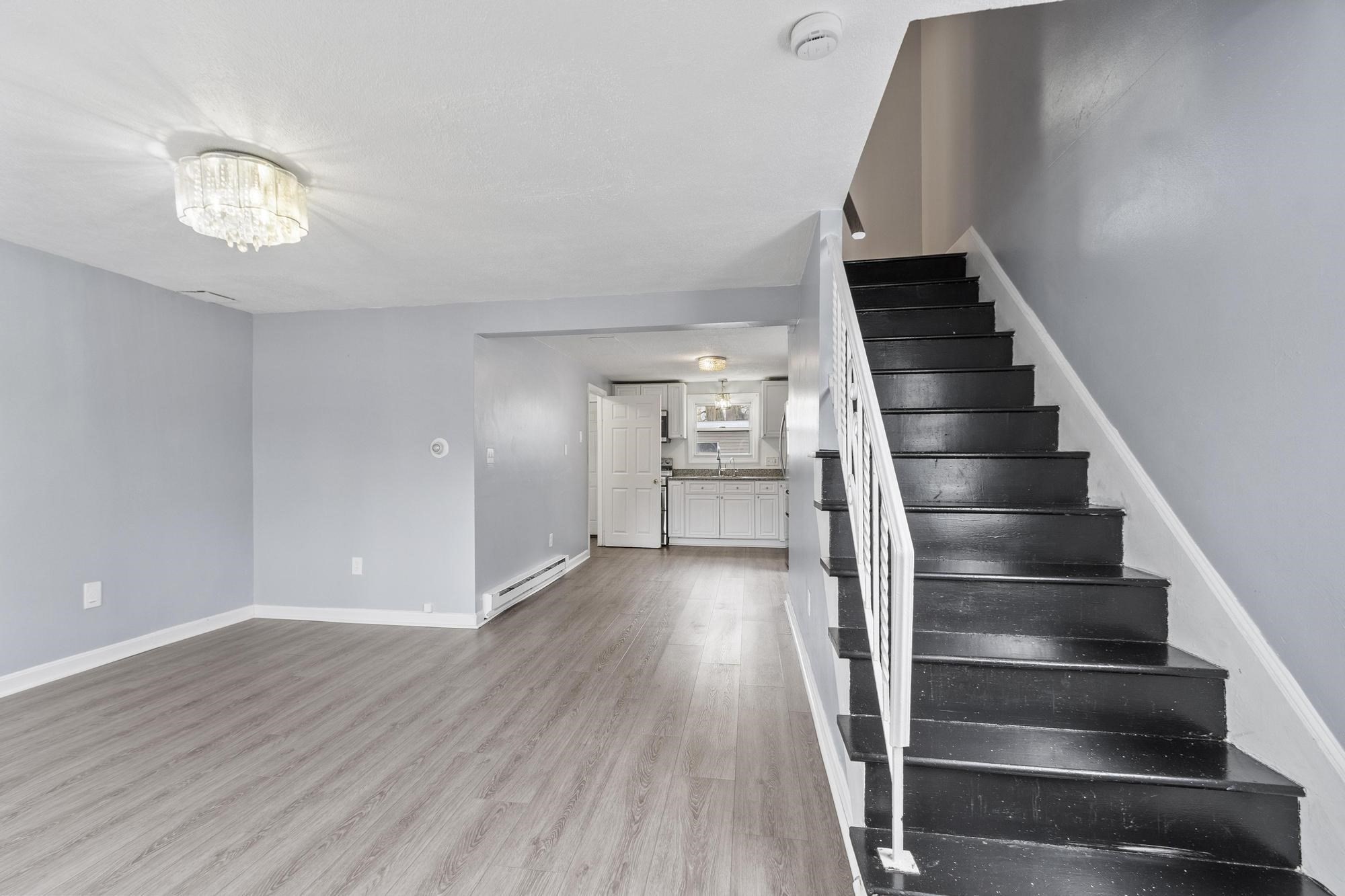 110 Everett St, Lawrence, MA 01843 - Image 28