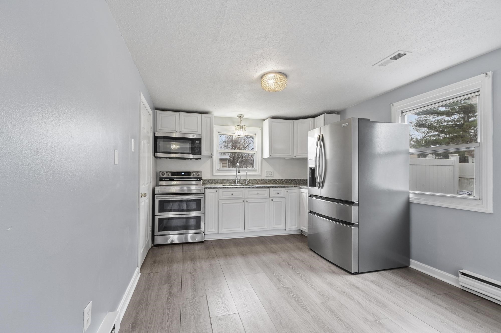 110 Everett St, Lawrence, MA 01843 - Image 32