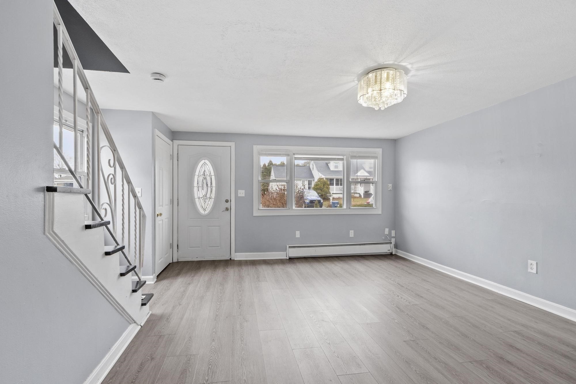 110 Everett St, Lawrence, MA 01843 - Image 35