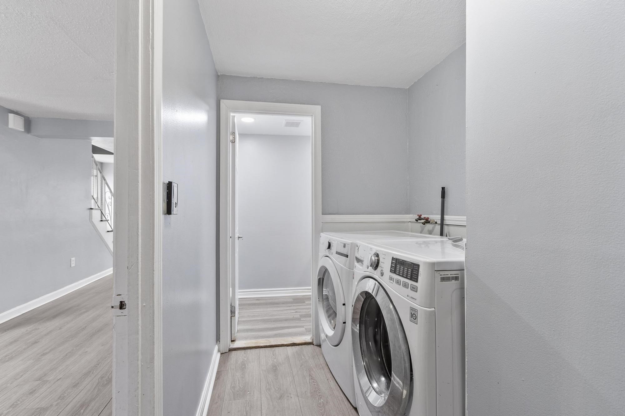 110 Everett St, Lawrence, MA 01843 - Image 42