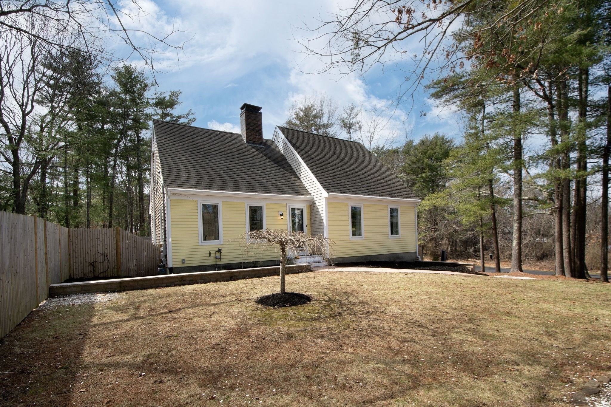 118 Enterprise St, Duxbury, MA 02332