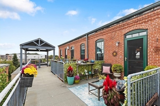 60 Dudley St, Apt 32
