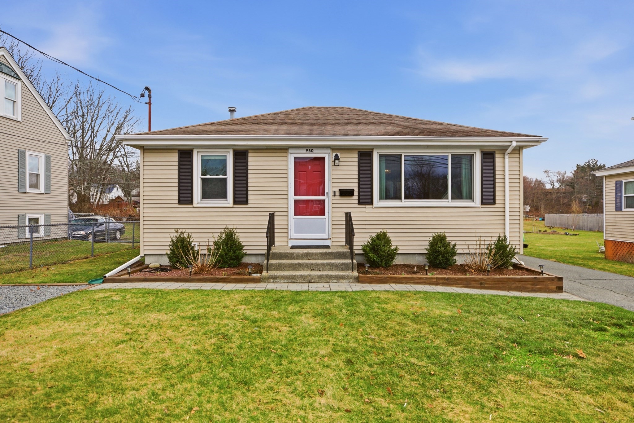 960 Lees River, Somerset, MA 02726