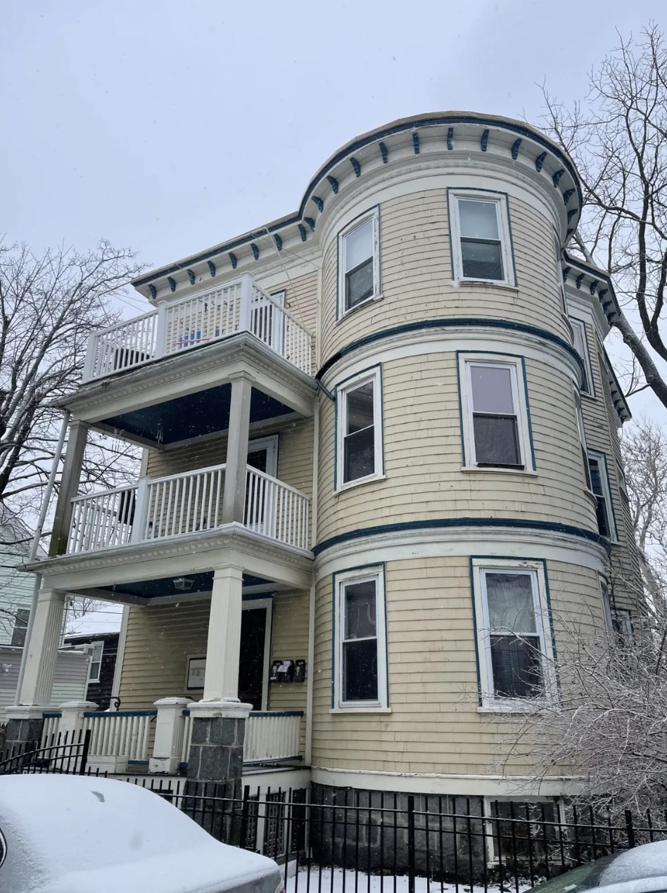 9 Sumner Sq, Dorchester, Boston, MA 02125