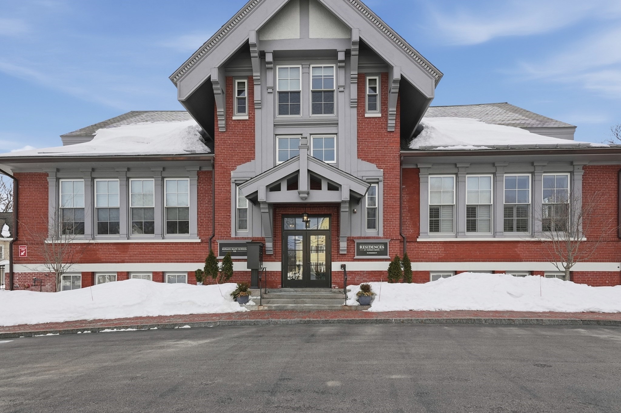 10 Congress Street Unit 302, Amesbury, MA 01913