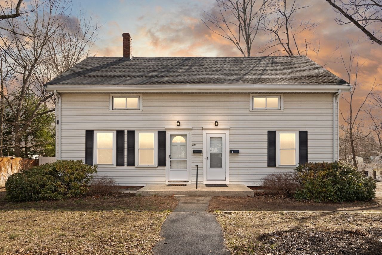 818 Main St, Walpole, MA 02081