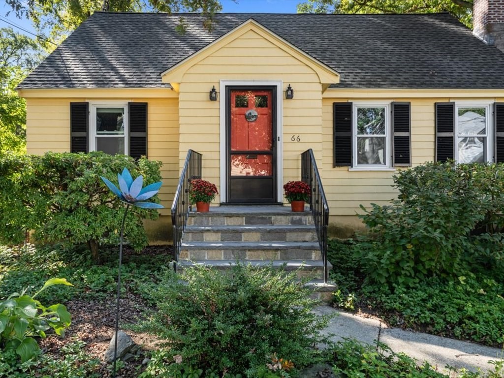 66 Upland, Needham, MA 02492