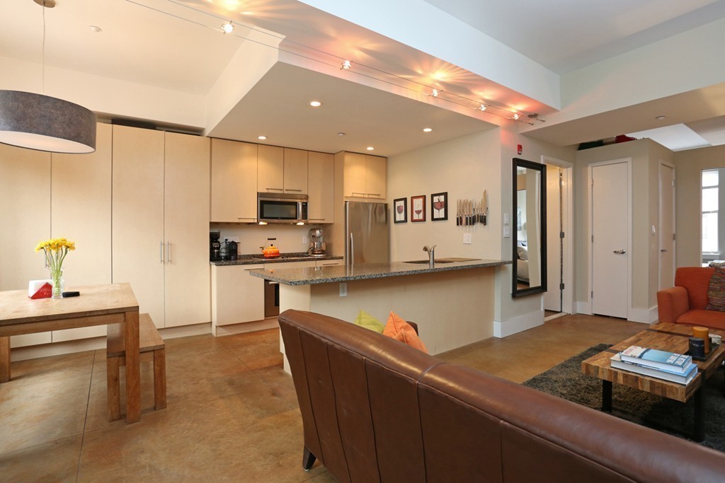 35 Fay St Unit 202, Boston - South End, MA 02118