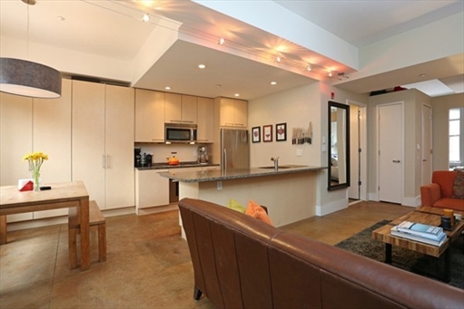 35 Fay St, Apt 202