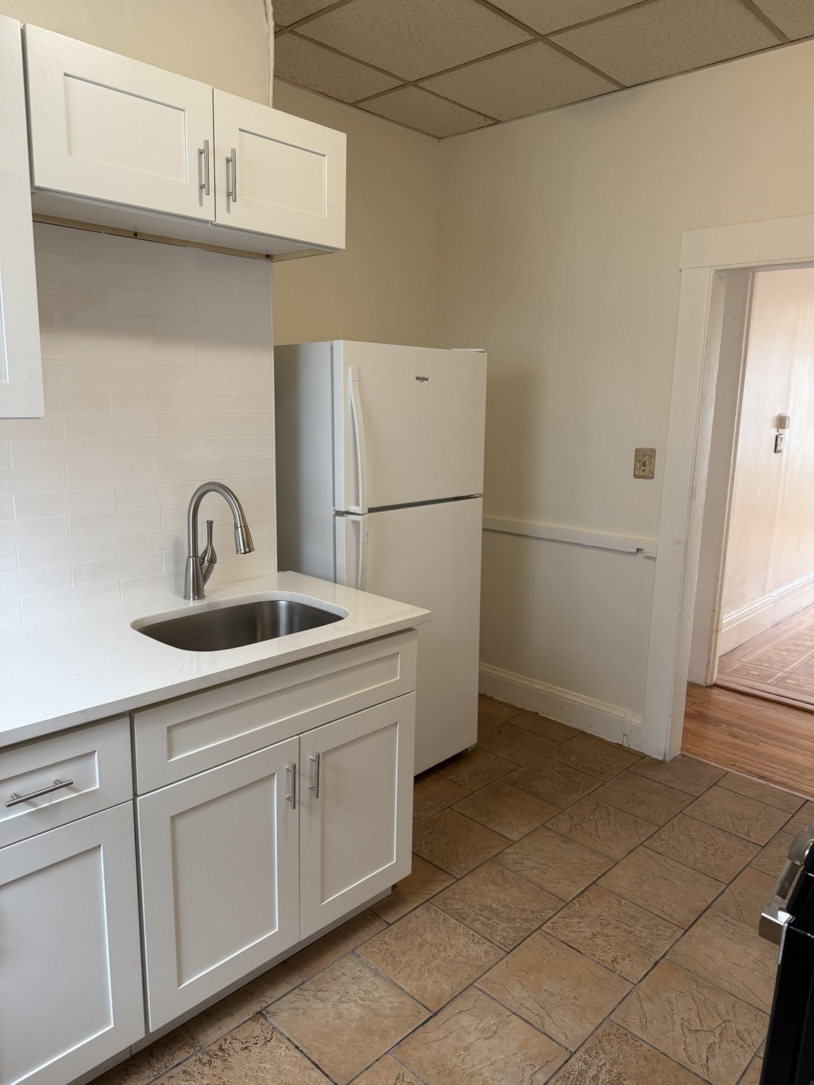 229 Jackson St, Lawrence, MA 01841 - Image 12