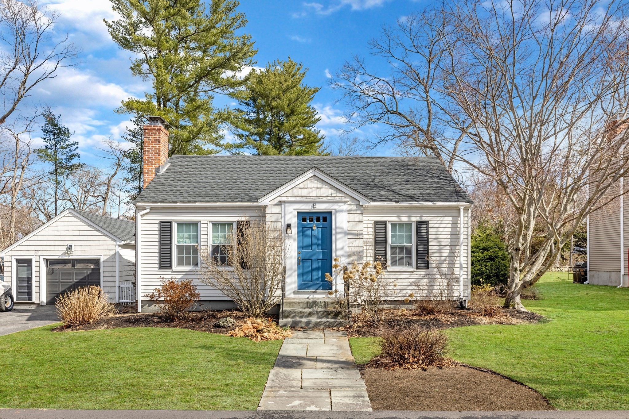 8 Clifton Road, Natick, MA 01760