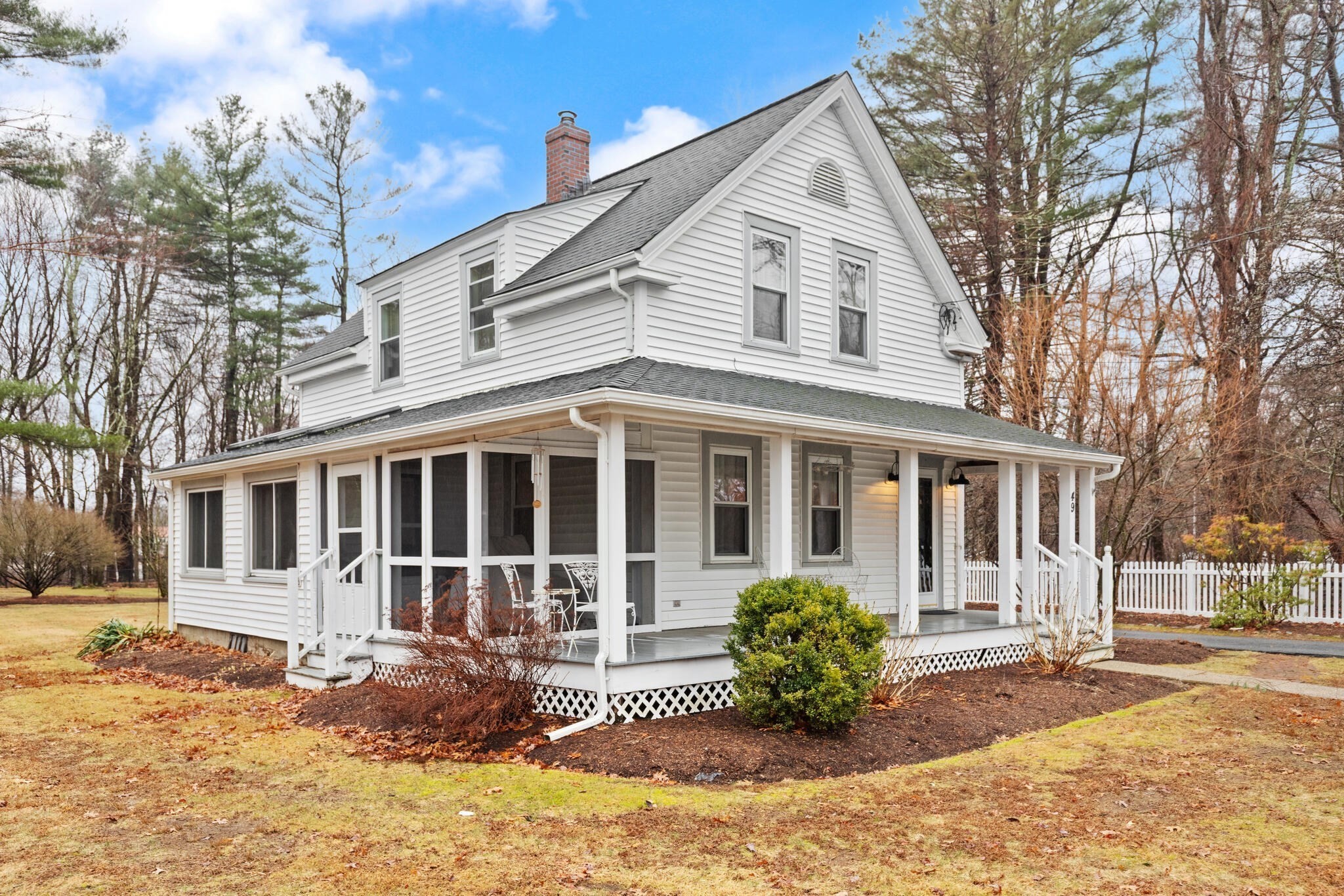 49 Chestnut Street, Foxboro, MA 02035