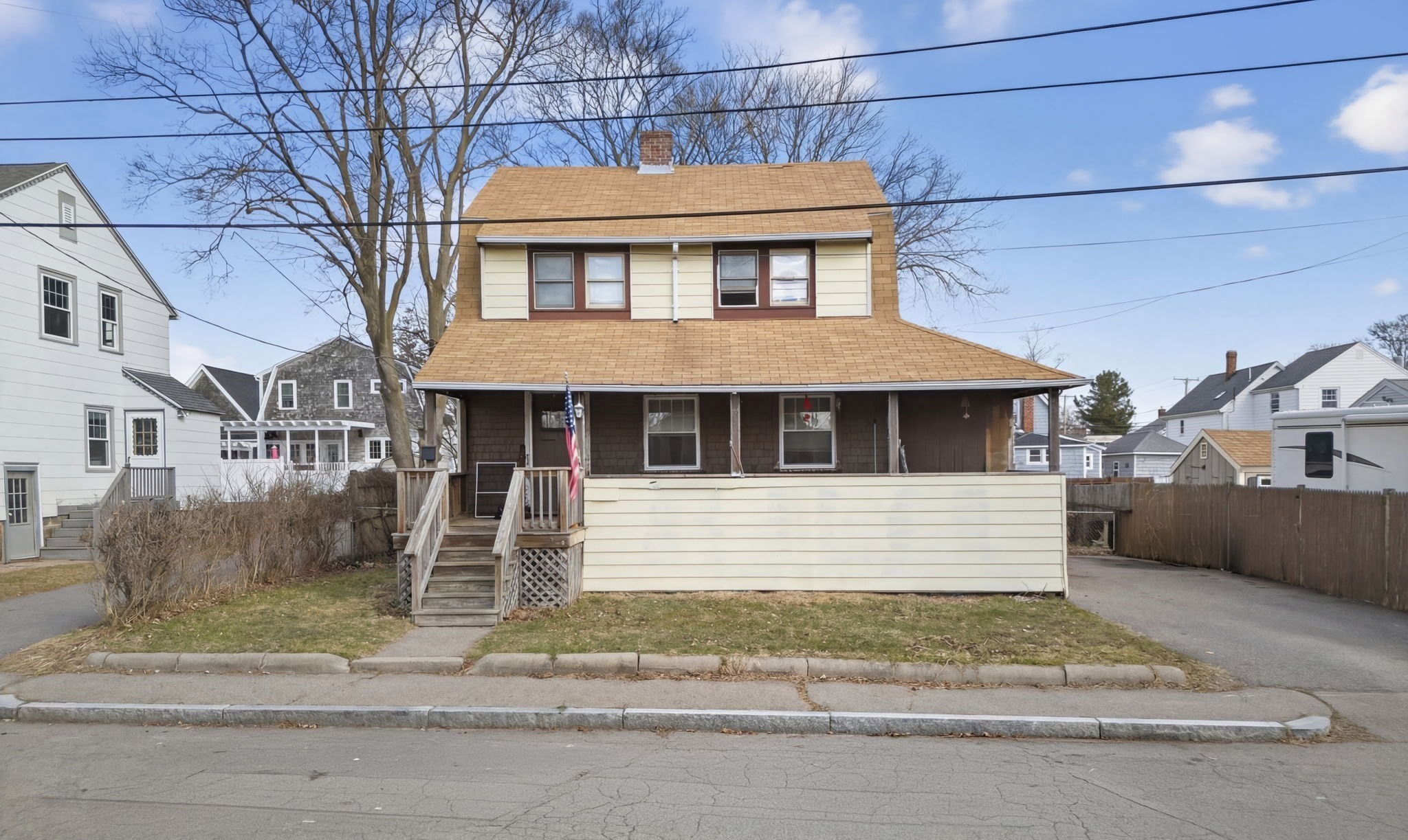 16 Littlefield St, Quincy, MA 02169
