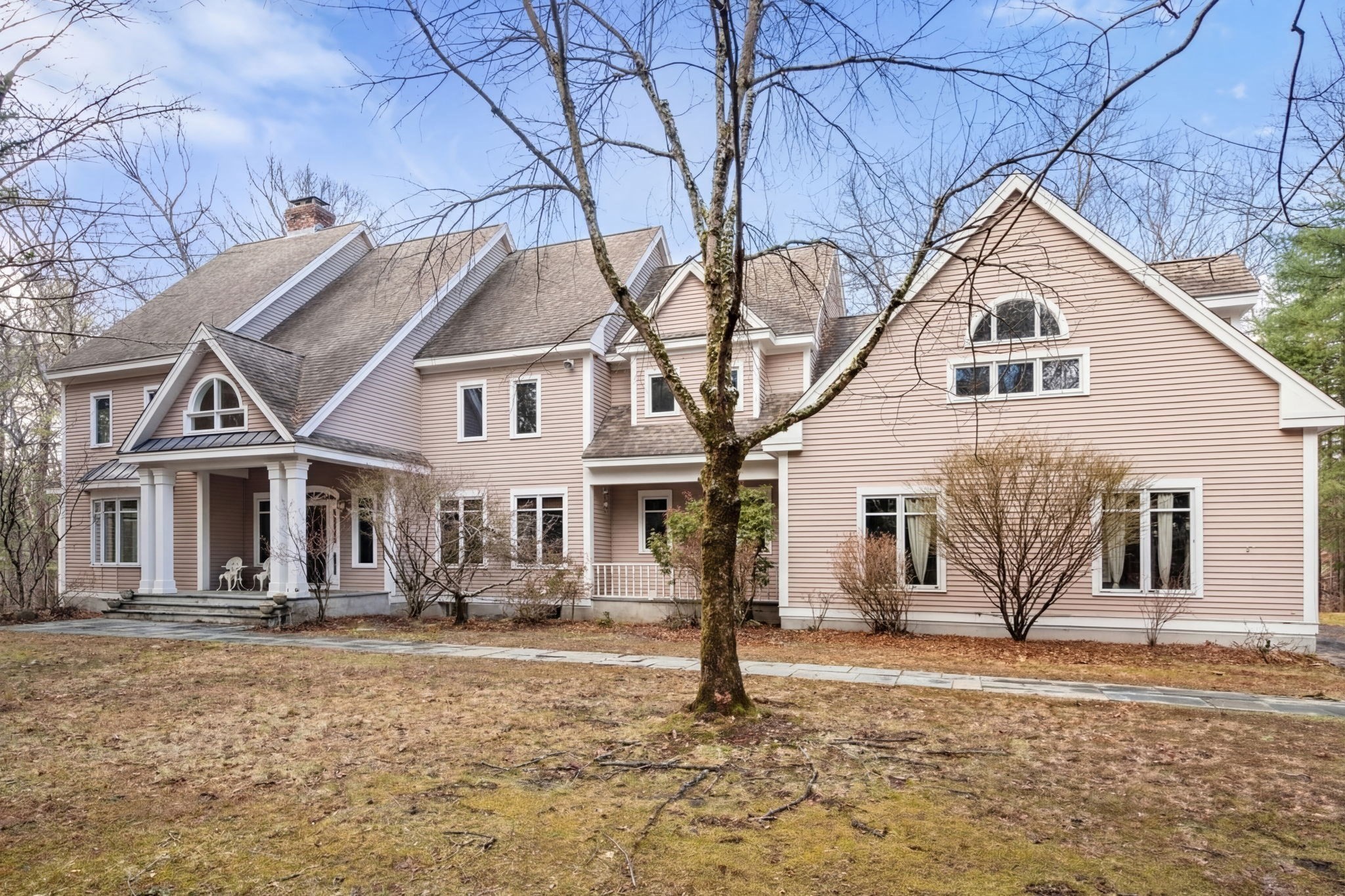 146 Aldershot Ln, Carlisle, MA 01741