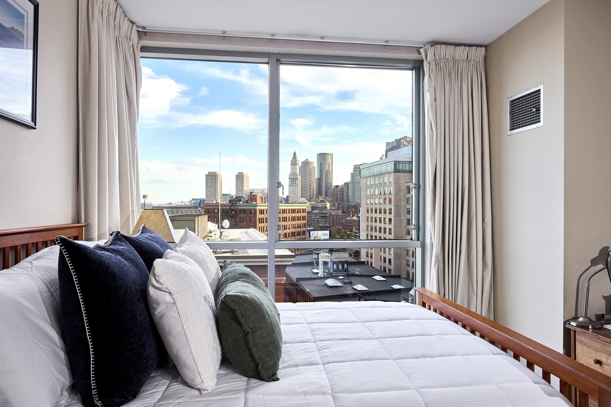 234 Causeway St Unit 918, West End, Boston, MA 02114 - Image 2