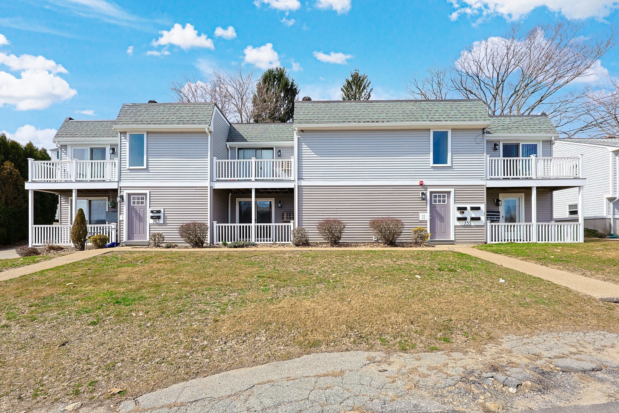 155 Saint Barnabe Unit 1B, Woonsocket, RI 02895